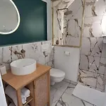 La Maison Des Pins *