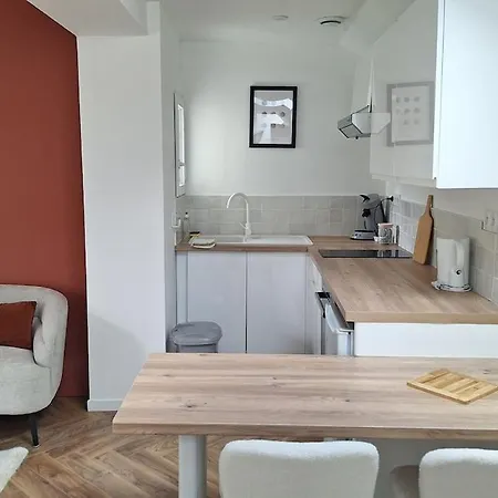 La Maison Des Pins Le Mans